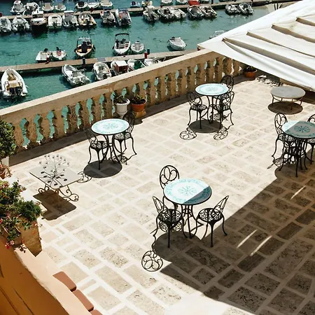 Bed & Breakfast Palazzo De Mori 4*