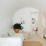 Palazzo De Mori לינה וארוחת בוקר 4*