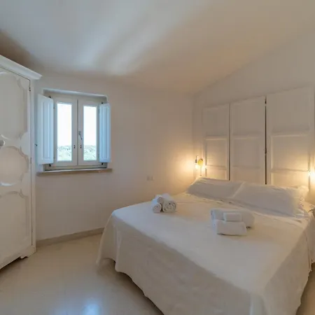 Palazzo De Mori 4* Отранто