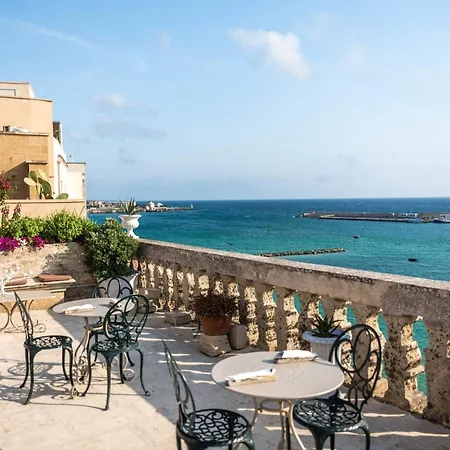 Palazzo De Mori 3* Otranto