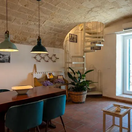 Bed & Breakfast Palazzo De Mori 3*