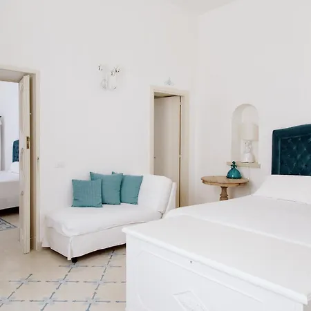 Bed & Breakfast Palazzo De Mori 3*