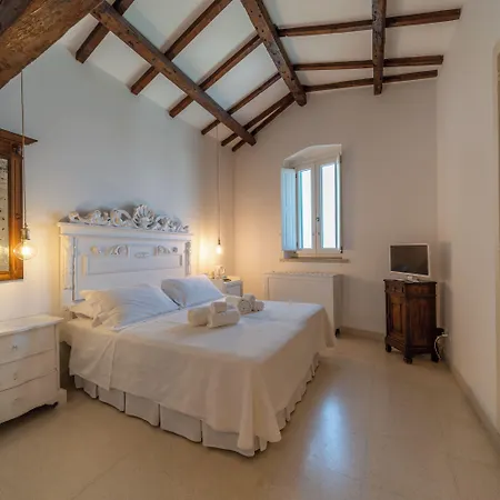 Palazzo De Mori 4* Otranto